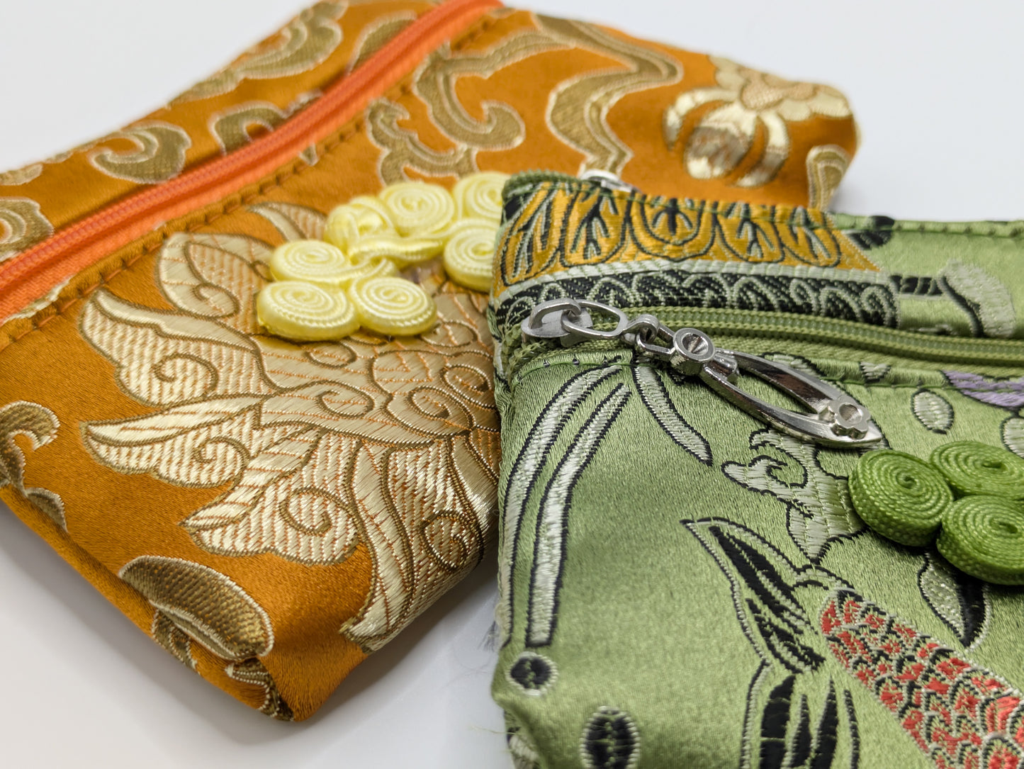 Porte-monnaie En Soie Brodée